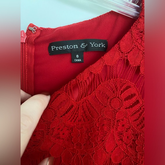 Preston & York Red Lace Sheath Dress size 8 MSRP $109 - Picture 4 of 8